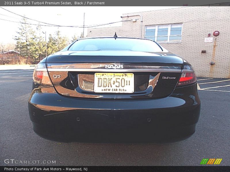 Black / Parchment 2011 Saab 9-5 Turbo4 Premium Sedan