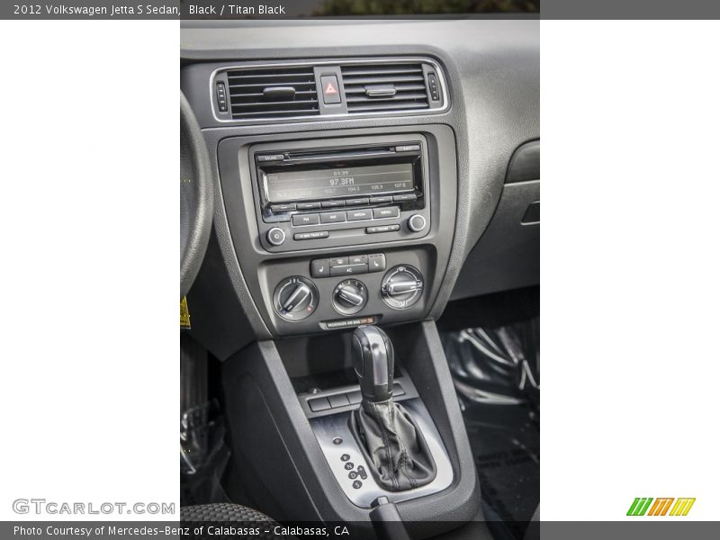 Black / Titan Black 2012 Volkswagen Jetta S Sedan