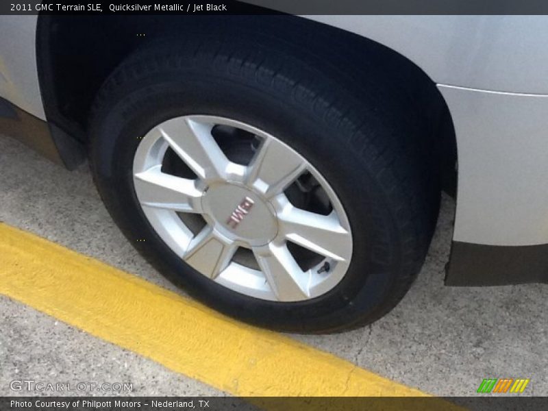 Quicksilver Metallic / Jet Black 2011 GMC Terrain SLE
