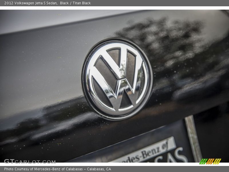 Black / Titan Black 2012 Volkswagen Jetta S Sedan