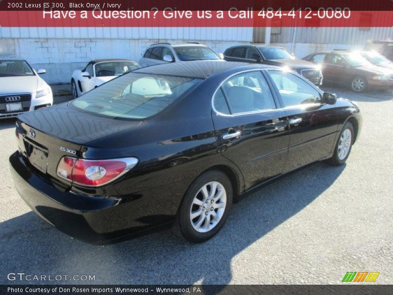 Black Onyx / Ivory 2002 Lexus ES 300