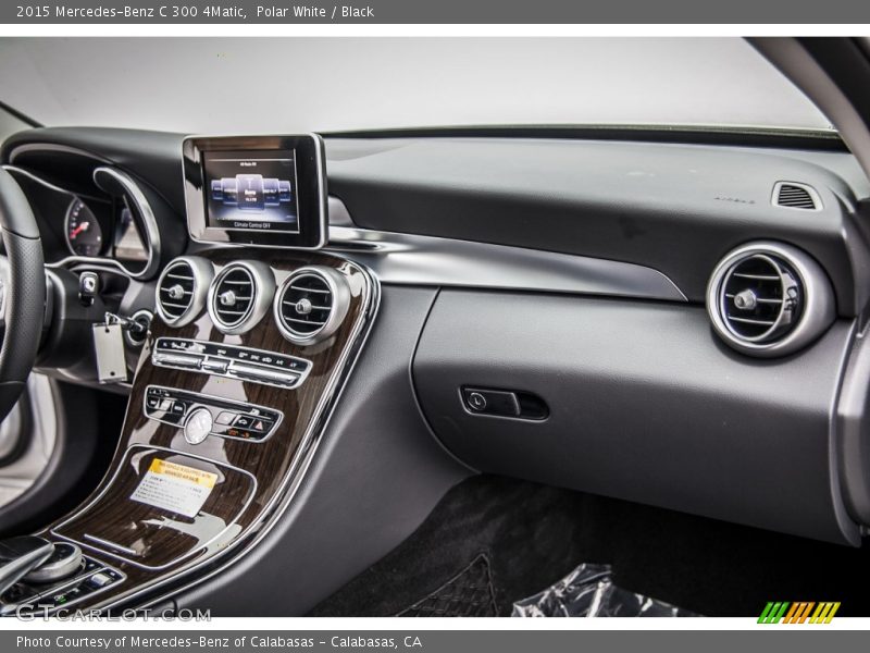 Polar White / Black 2015 Mercedes-Benz C 300 4Matic