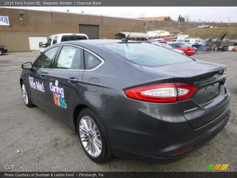 Magnetic Metallic / Charcoal Black 2015 Ford Fusion SE