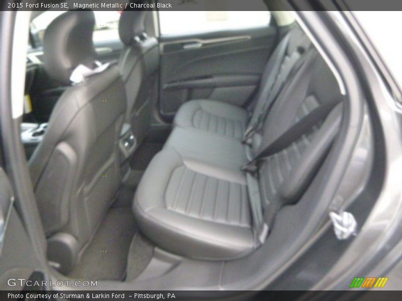 Magnetic Metallic / Charcoal Black 2015 Ford Fusion SE