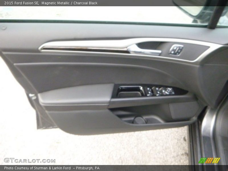 Magnetic Metallic / Charcoal Black 2015 Ford Fusion SE
