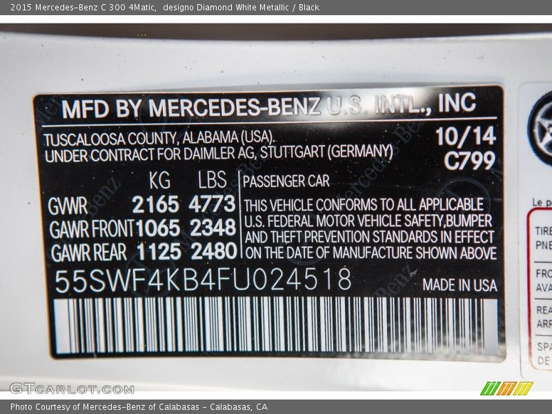 designo Diamond White Metallic / Black 2015 Mercedes-Benz C 300 4Matic