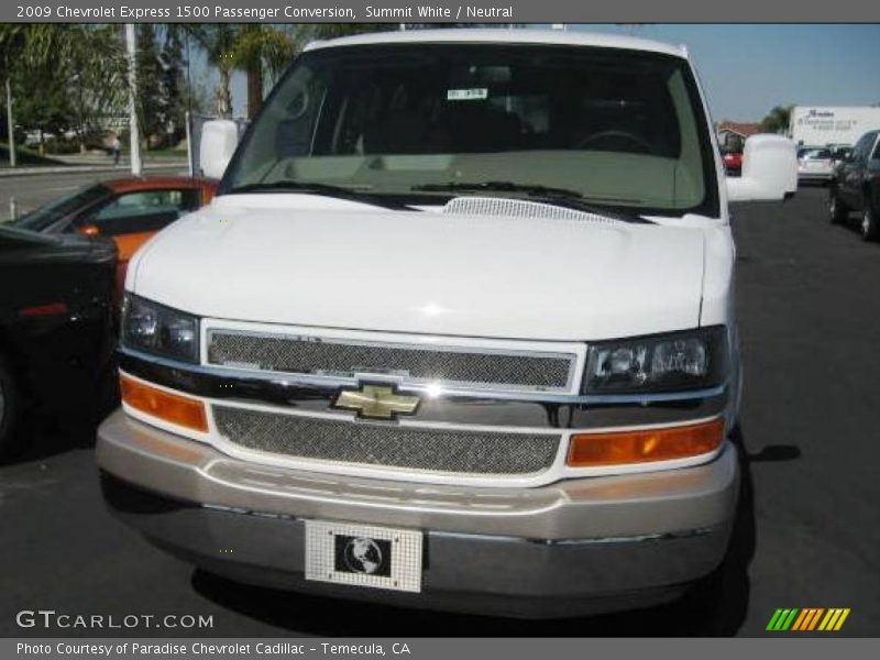 Summit White / Neutral 2009 Chevrolet Express 1500 Passenger Conversion