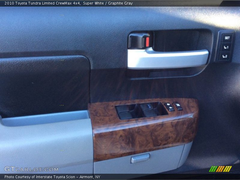 Super White / Graphite Gray 2010 Toyota Tundra Limited CrewMax 4x4