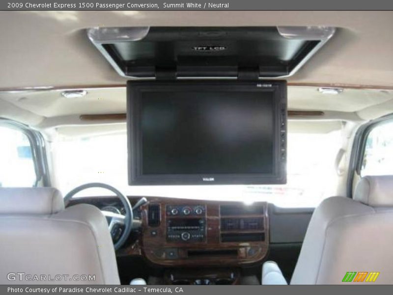 Summit White / Neutral 2009 Chevrolet Express 1500 Passenger Conversion