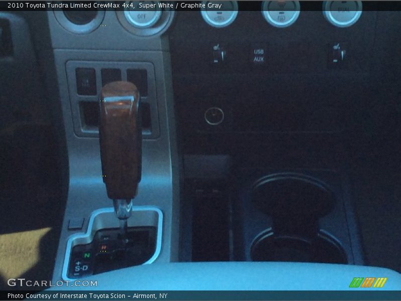 Super White / Graphite Gray 2010 Toyota Tundra Limited CrewMax 4x4