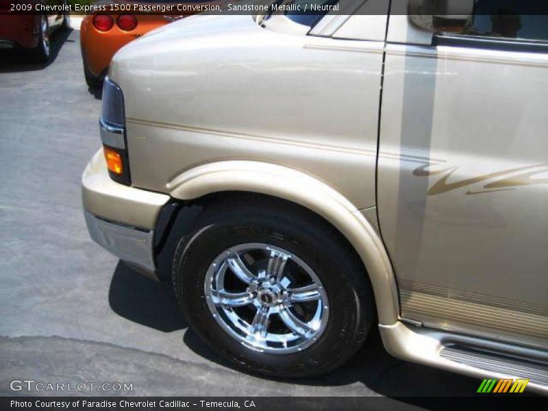 Sandstone Metallic / Neutral 2009 Chevrolet Express 1500 Passenger Conversion