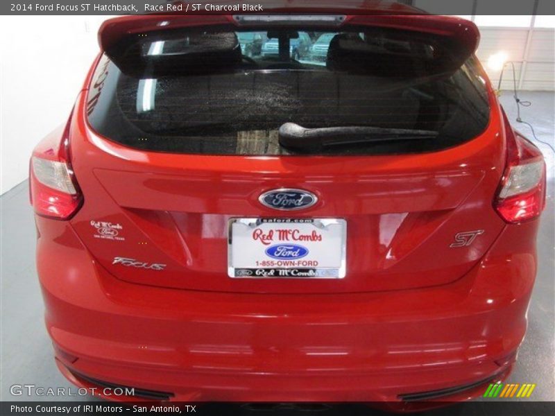 Race Red / ST Charcoal Black 2014 Ford Focus ST Hatchback
