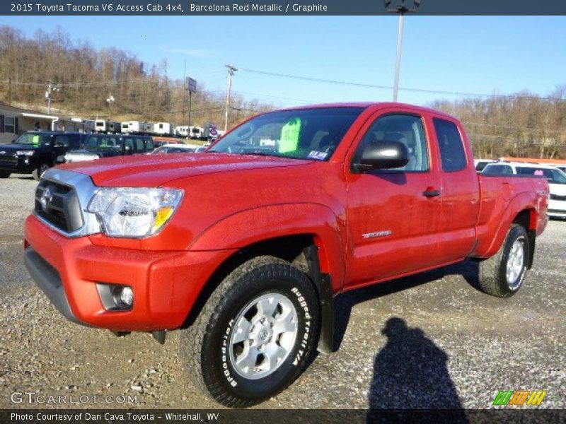 Front 3/4 View of 2015 Tacoma V6 Access Cab 4x4