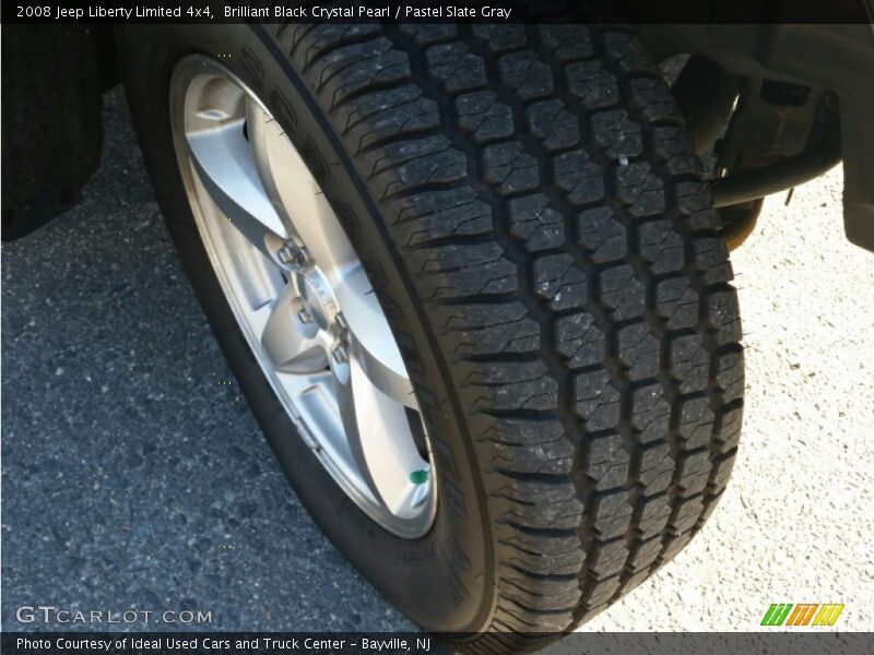 Brilliant Black Crystal Pearl / Pastel Slate Gray 2008 Jeep Liberty Limited 4x4