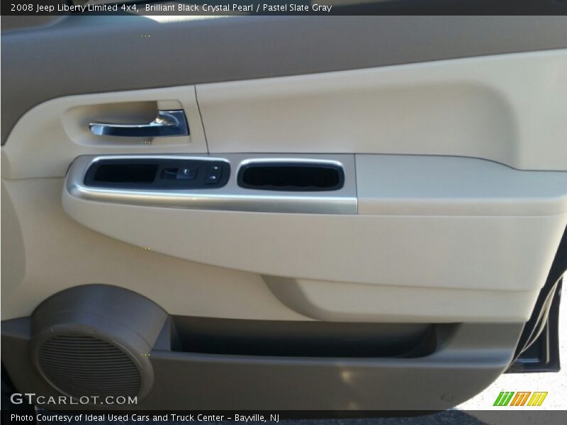 Brilliant Black Crystal Pearl / Pastel Slate Gray 2008 Jeep Liberty Limited 4x4