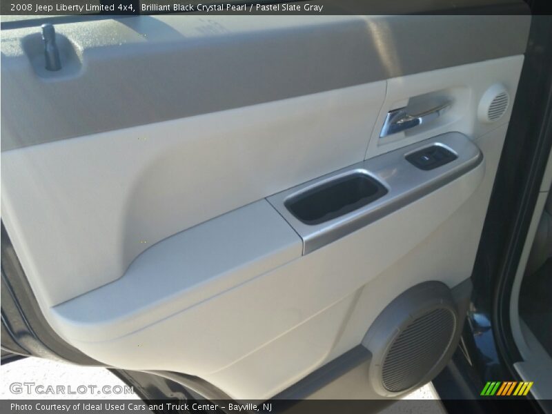 Brilliant Black Crystal Pearl / Pastel Slate Gray 2008 Jeep Liberty Limited 4x4