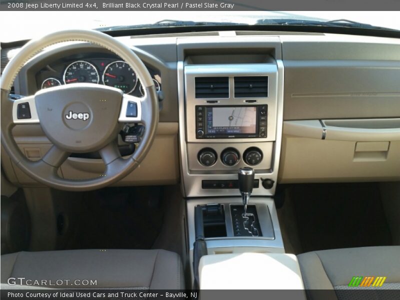 Brilliant Black Crystal Pearl / Pastel Slate Gray 2008 Jeep Liberty Limited 4x4