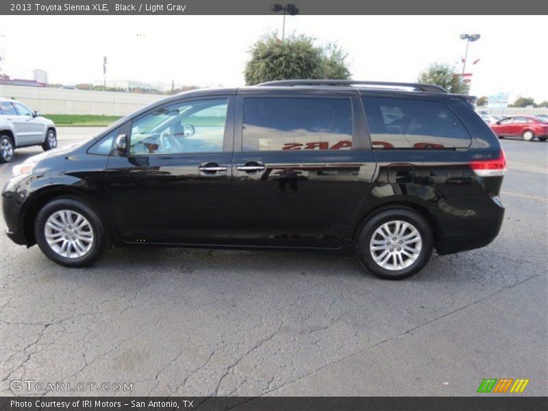 2013 Sienna XLE Black