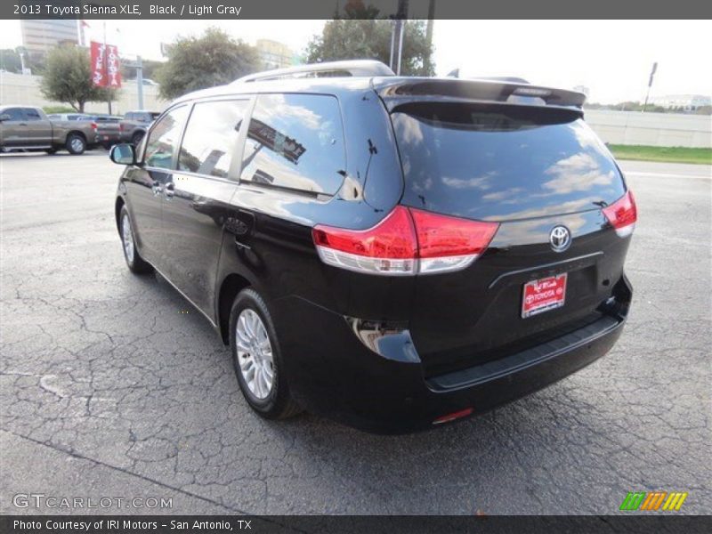Black / Light Gray 2013 Toyota Sienna XLE