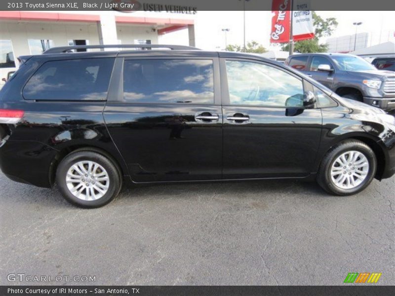 Black / Light Gray 2013 Toyota Sienna XLE