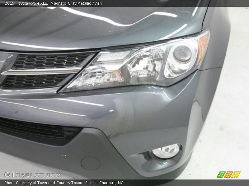 Magnetic Gray Metallic / Ash 2015 Toyota RAV4 XLE