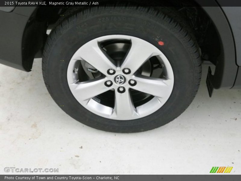 Magnetic Gray Metallic / Ash 2015 Toyota RAV4 XLE