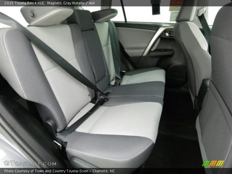 Magnetic Gray Metallic / Ash 2015 Toyota RAV4 XLE