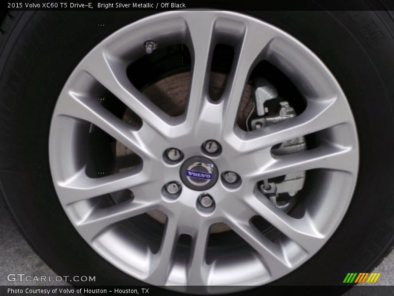 Bright Silver Metallic / Off Black 2015 Volvo XC60 T5 Drive-E