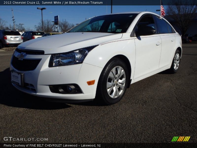 Summit White / Jet Black/Medium Titanium 2013 Chevrolet Cruze LS
