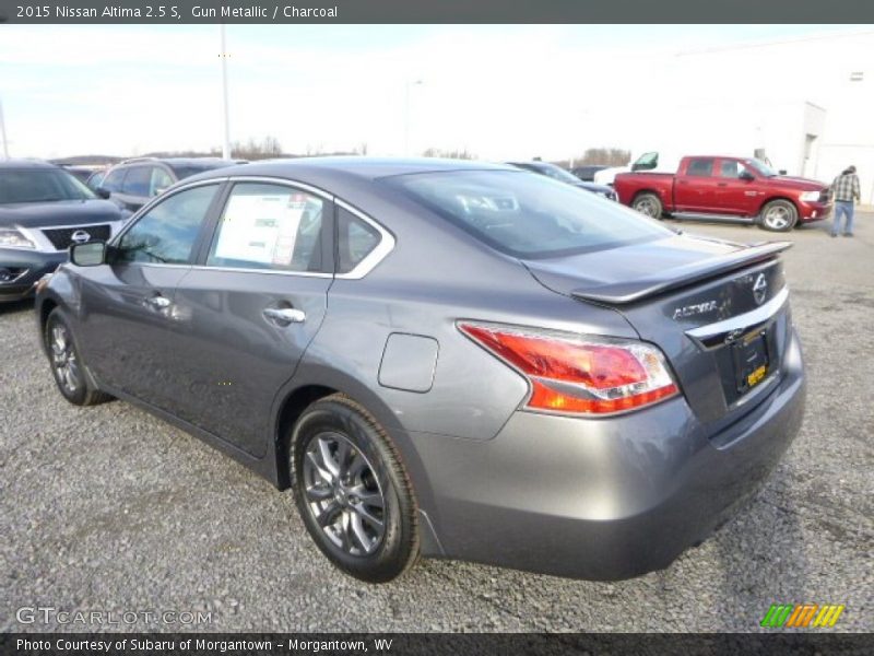 Gun Metallic / Charcoal 2015 Nissan Altima 2.5 S