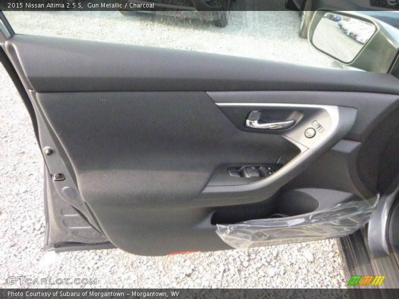 Gun Metallic / Charcoal 2015 Nissan Altima 2.5 S