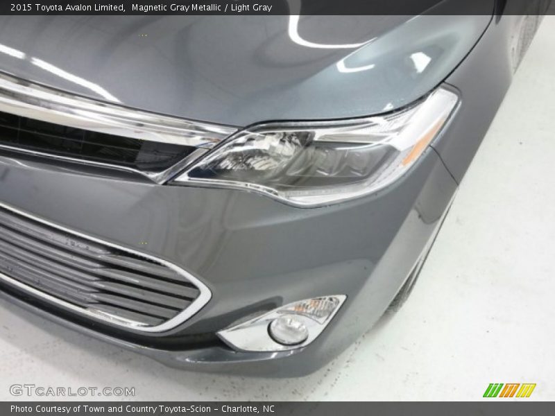 Magnetic Gray Metallic / Light Gray 2015 Toyota Avalon Limited