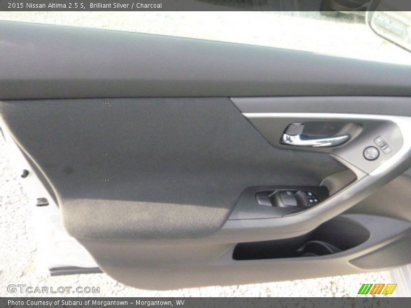 Brilliant Silver / Charcoal 2015 Nissan Altima 2.5 S