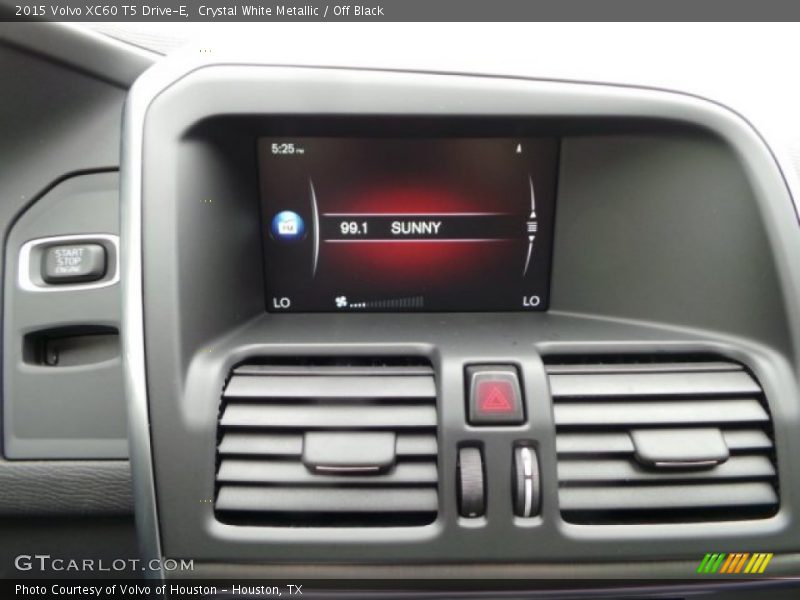 Crystal White Metallic / Off Black 2015 Volvo XC60 T5 Drive-E