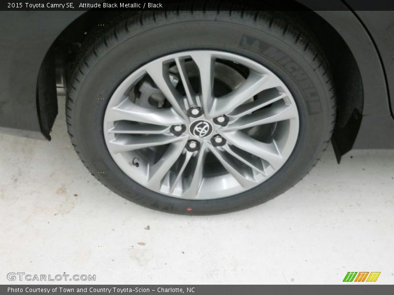 Attitude Black Metallic / Black 2015 Toyota Camry SE