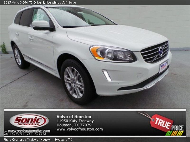 Ice White / Soft Beige 2015 Volvo XC60 T5 Drive-E