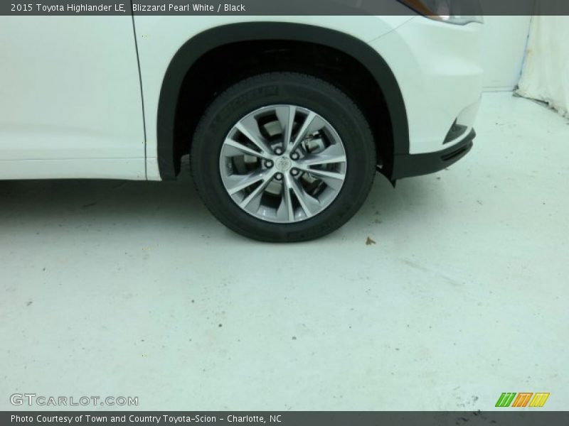 Blizzard Pearl White / Black 2015 Toyota Highlander LE