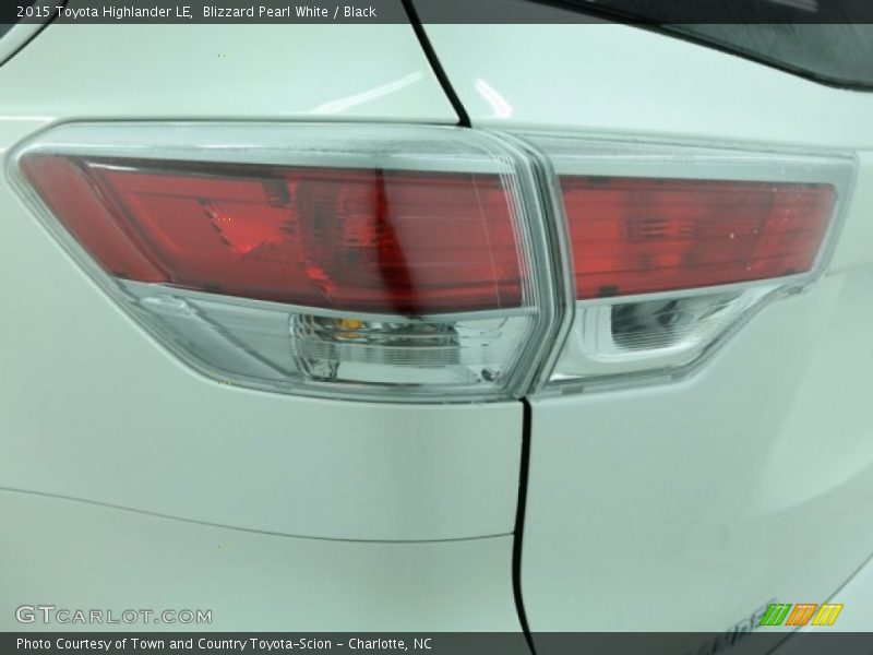 Blizzard Pearl White / Black 2015 Toyota Highlander LE