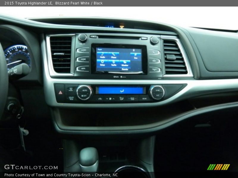 Blizzard Pearl White / Black 2015 Toyota Highlander LE