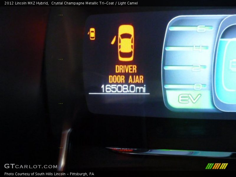 Crystal Champagne Metallic Tri-Coat / Light Camel 2012 Lincoln MKZ Hybrid