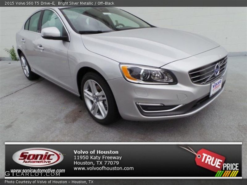 Bright Silver Metallic / Off-Black 2015 Volvo S60 T5 Drive-E