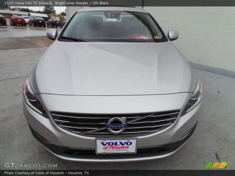 Bright Silver Metallic / Off-Black 2015 Volvo S60 T5 Drive-E
