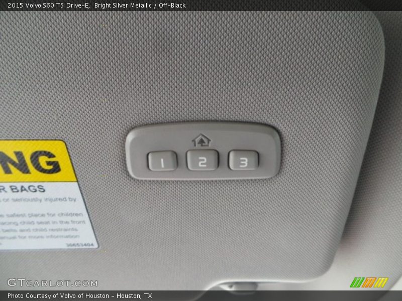 Bright Silver Metallic / Off-Black 2015 Volvo S60 T5 Drive-E