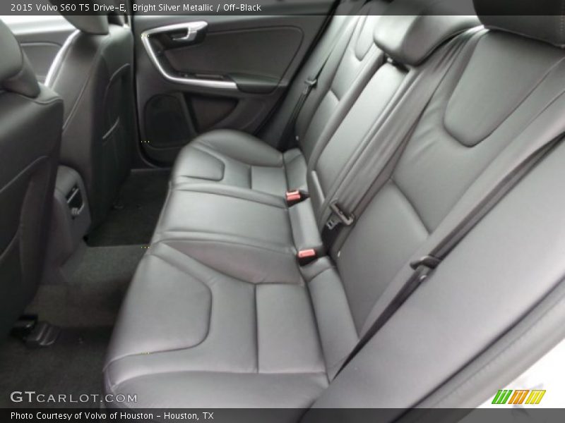 Bright Silver Metallic / Off-Black 2015 Volvo S60 T5 Drive-E