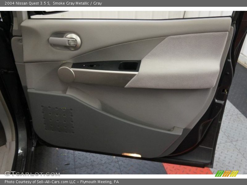 Smoke Gray Metallic / Gray 2004 Nissan Quest 3.5 S