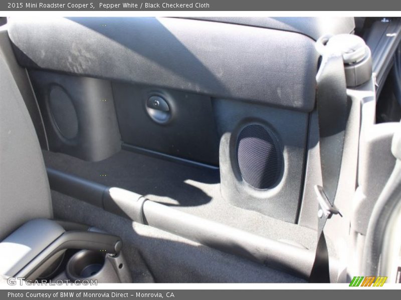 Pepper White / Black Checkered Cloth 2015 Mini Roadster Cooper S