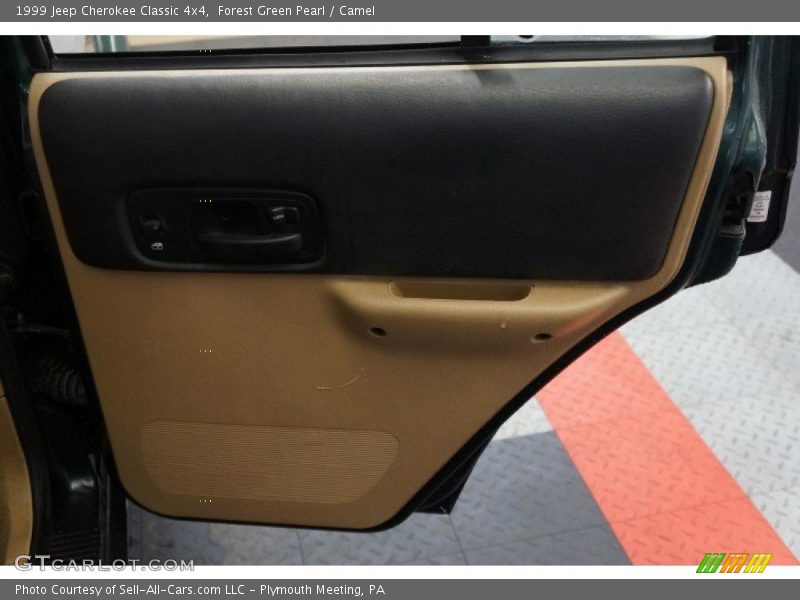 Forest Green Pearl / Camel 1999 Jeep Cherokee Classic 4x4