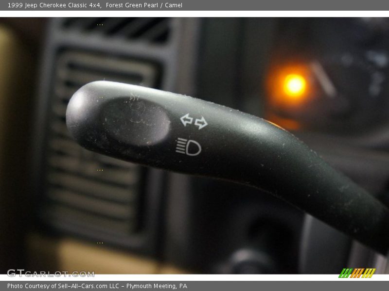Forest Green Pearl / Camel 1999 Jeep Cherokee Classic 4x4