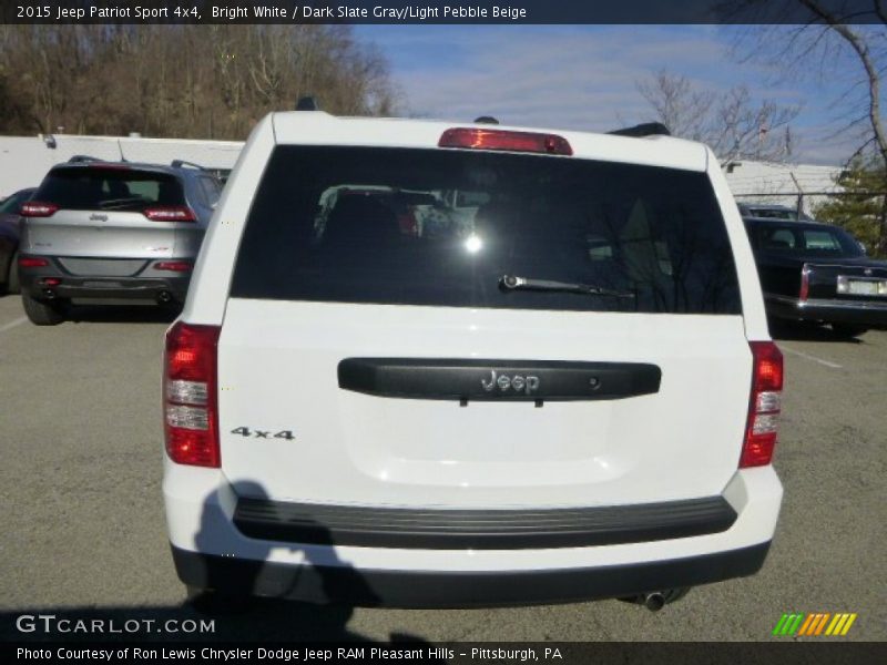 Bright White / Dark Slate Gray/Light Pebble Beige 2015 Jeep Patriot Sport 4x4
