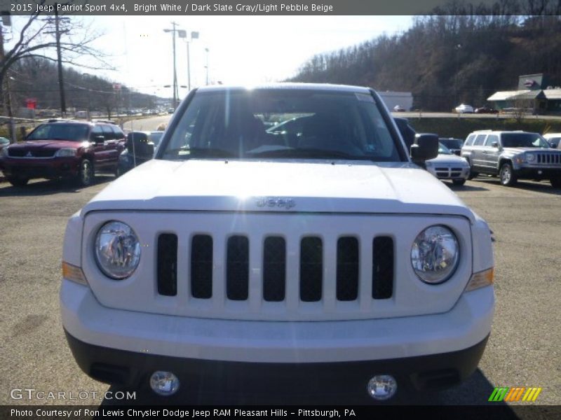 Bright White / Dark Slate Gray/Light Pebble Beige 2015 Jeep Patriot Sport 4x4